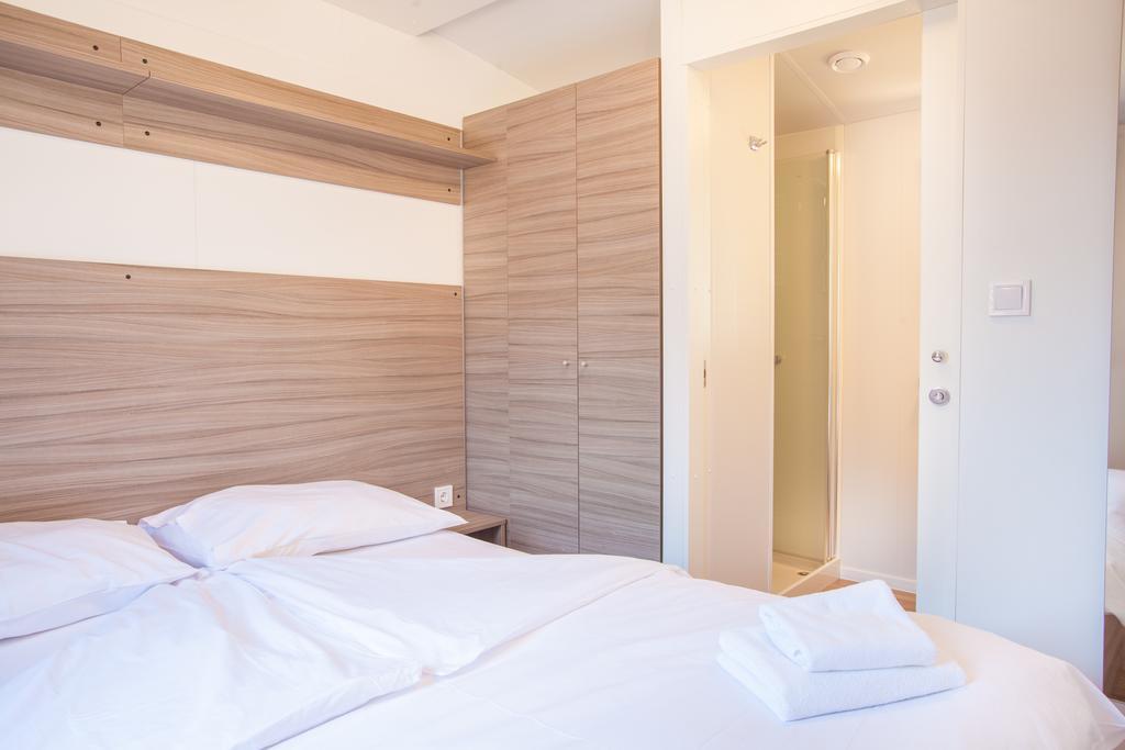 Mobile Homes Rapoca Nerezine Zewnętrze zdjęcie